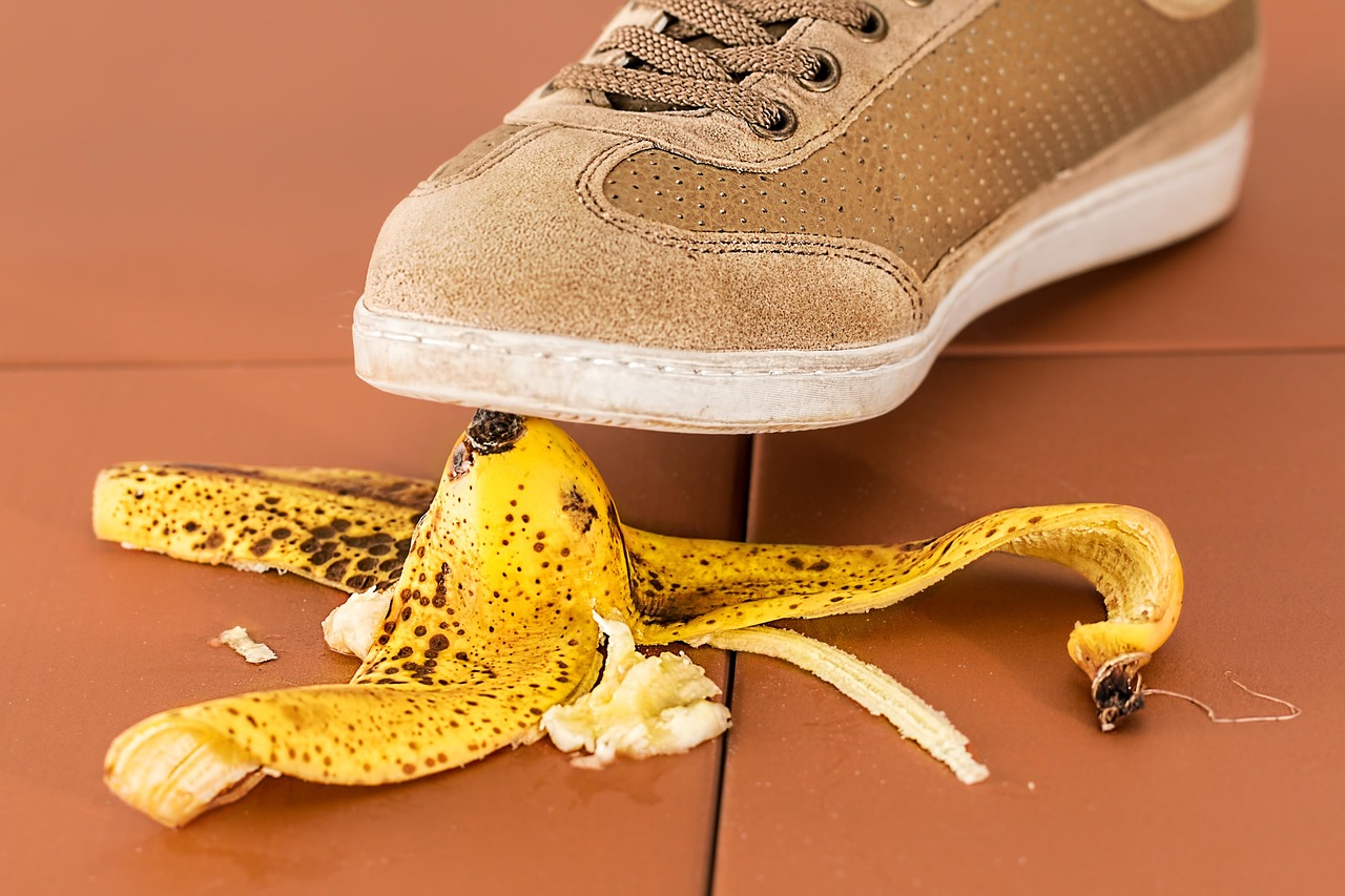What Are the Most Common Lighting Mistakes That Hurt Business Performance?